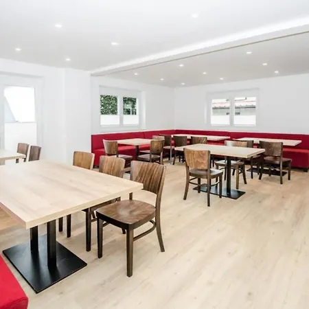 Haus Schnoell Family 1 Holiday home *