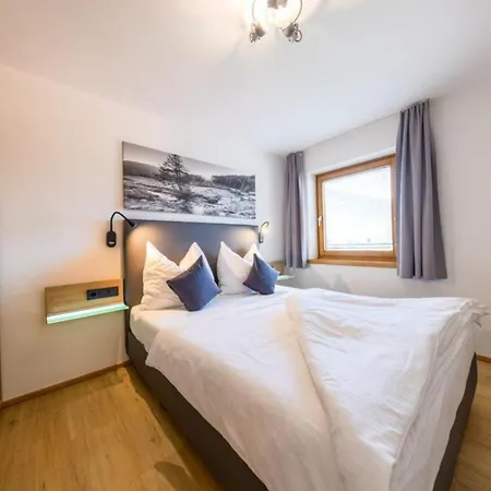Holiday home Haus Schnoell Family 1 *